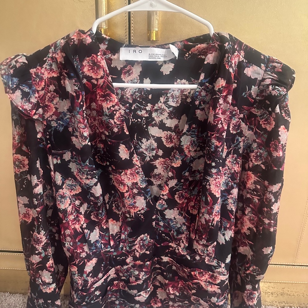IRO- Martina floral-prime silk blouse. XS